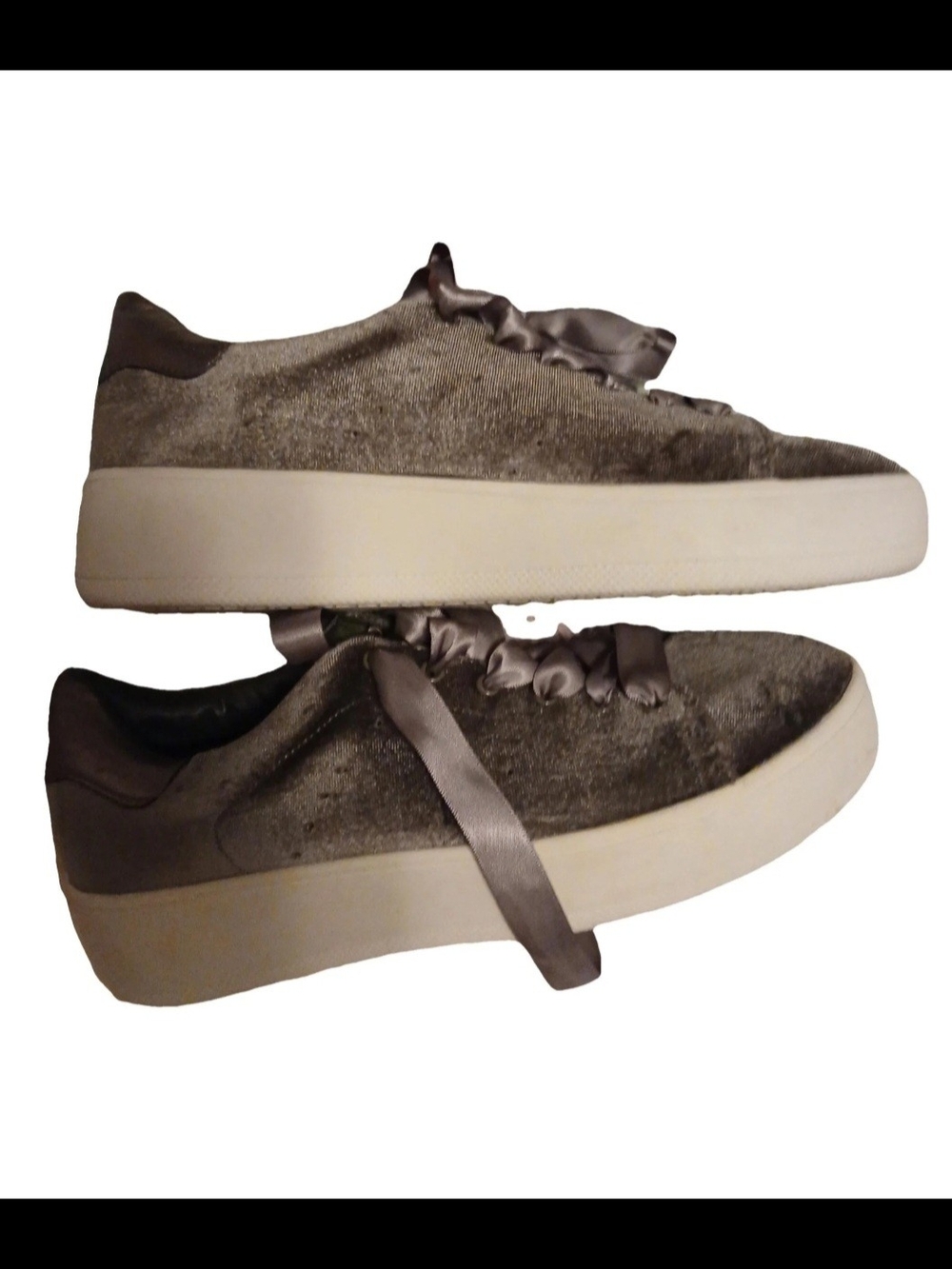 Steve Madden Gray Velvet Platform Sneakers with Satin Laces Women Size 9
